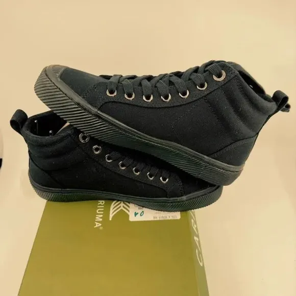 NEW Cariuma OCA High Top Canvas Sneaker Shoes Lace-Up All Black Unisex W6 M4.5