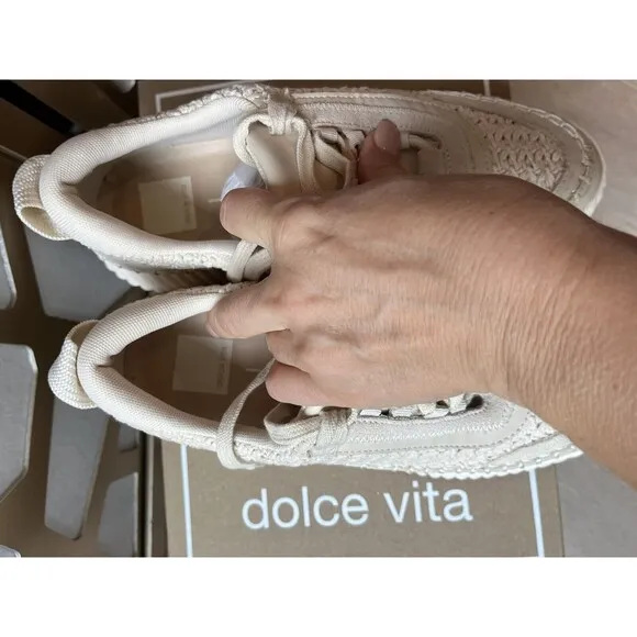new DOLCE VITA DOLEN SANSTONE KNIT SNEAKERS WOMEN Sz 9 SHOES Platform