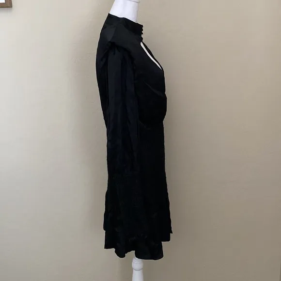 NEW Farm Rio Black Heart Neckline Mini Dress Size Small