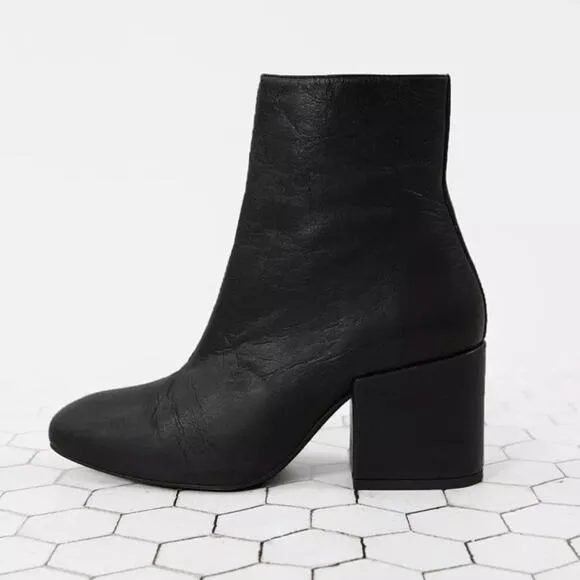 NEW Free People Nicola Ankle Boot Black Leather 40 10