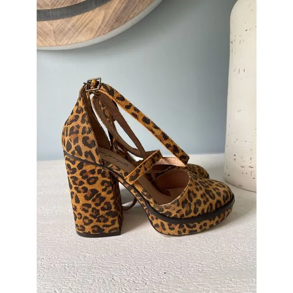 New Free People x Leopard Remi Platform Sandal sz 39