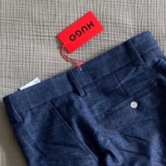 New HUGO Wool Blend Dress Pants Size 38