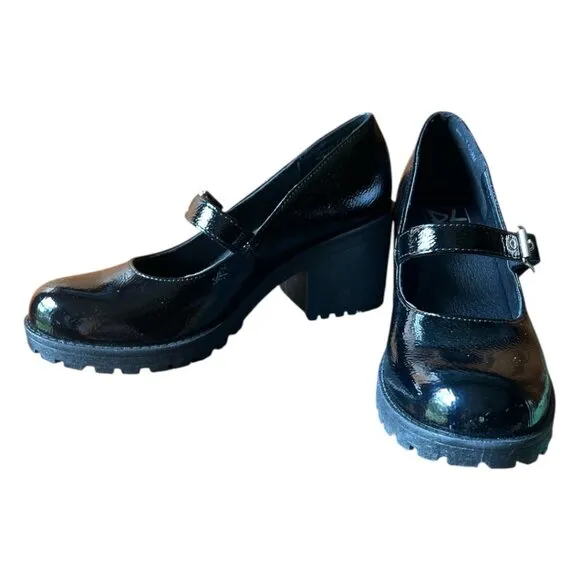 New In Box Lucky Lug Sole Mary Jane Pump Platform Block Heel Black Patent  7.5