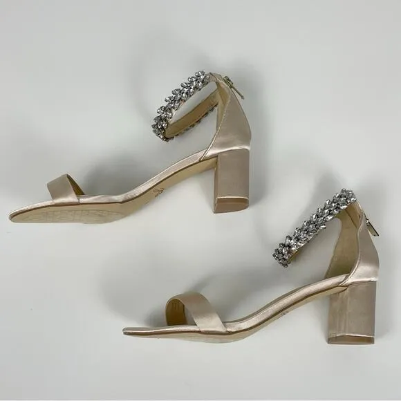 NEW Jewel Badgley Mischka Catalina Open Toe Block Heel Champagne Embellished 6