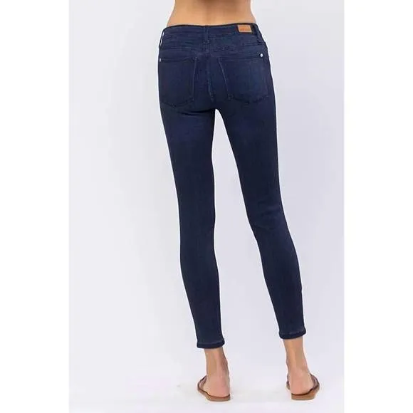 NEW JUDY BLUE mid-rise skinny jeans in dark wash
