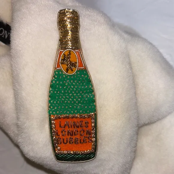 NEW LAINES Women's Classic Slippers with Champers and Glass Brooches Size 8 NV