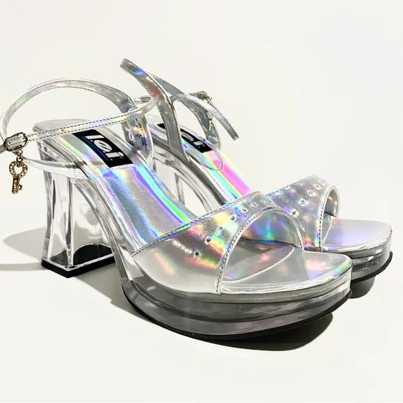 NEW! LEI Vintage Y2K Iridescent Clear Chunky Block Heel Sandal‎ Heels Laddie