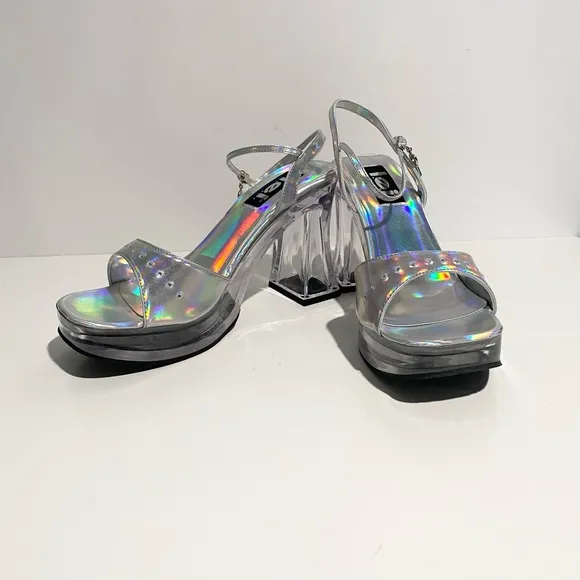 NEW! LEI Vintage Y2K Iridescent Clear Chunky Block Heel Sandal‎ Heels Laddie