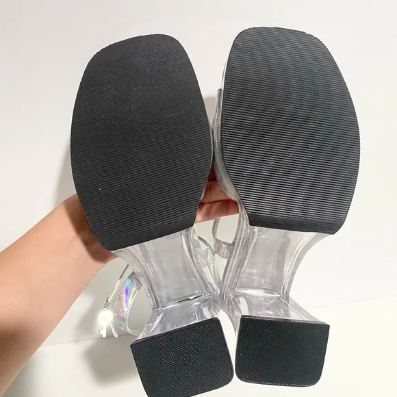NEW! LEI Vintage Y2K Iridescent Clear Chunky Block Heel Sandal‎ Heels Laddie
