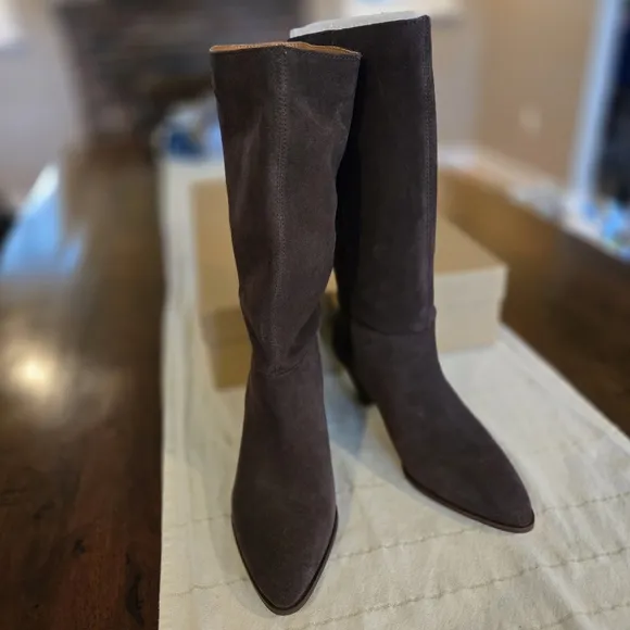 New Lucky Brand Suede Boots Size 8M