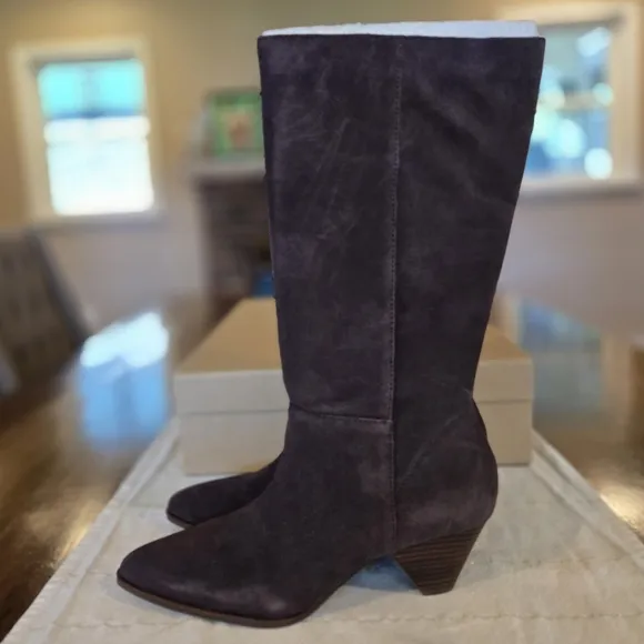 New Lucky Brand Suede Boots Size 8M