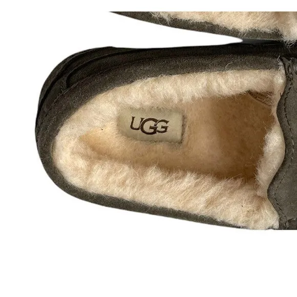 NEW Mens UGG Ascot GRAY Suede Sheepskin Loafer Slippers RUBBER SOLE Size 8