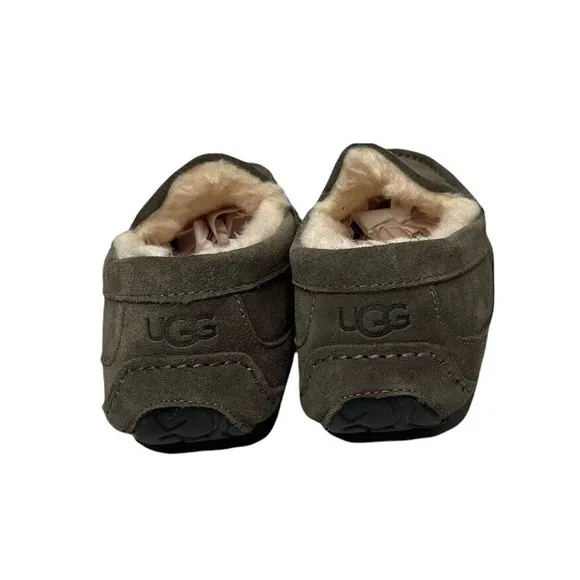 NEW Mens UGG Ascot GRAY Suede Sheepskin Loafer Slippers RUBBER SOLE Size 8
