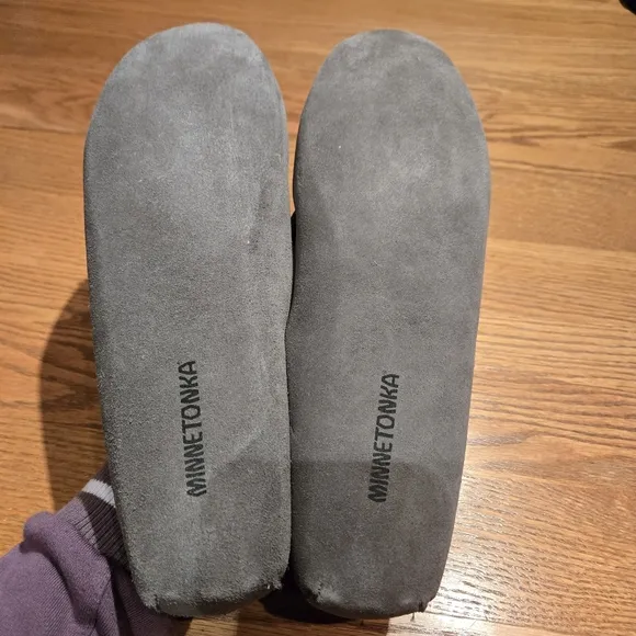 New Minnetonka Slippers Men's 12 Pile Fur Lined Softsole Gray Slip On Moccasin