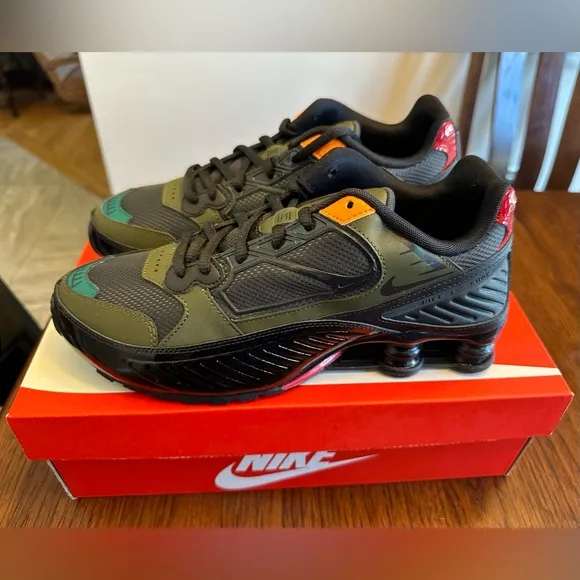 NEW Nike Shox Enigma 9000 women’s sneakers shoes size 9 EUR 40.5