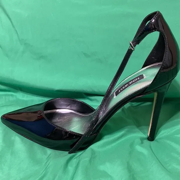 New Nine West high heels 4” black patent leather shoes size 9M