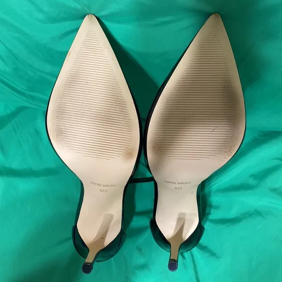 New Nine West high heels 4” black patent leather shoes size 9M