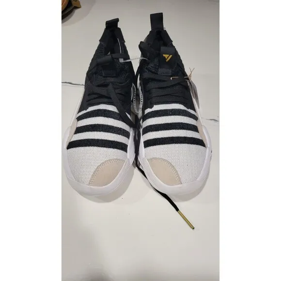 NEW, No Box Adidas -Trae Young 2 Basketball Shoes Black White Men's Sz 7.5 W8.5