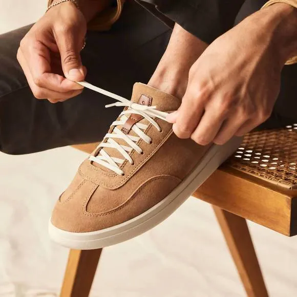 NEW OLUKAI men's punini suede sneakers in tan/toffee
