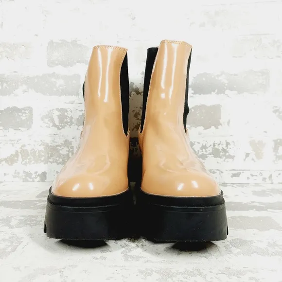 NEW Open Edit Women’s Iris Tan PU Lug Sole Platform Chelsea Ankle Boots i102
