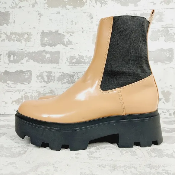 NEW Open Edit Women’s Iris Tan PU Lug Sole Platform Chelsea Ankle Boots i102