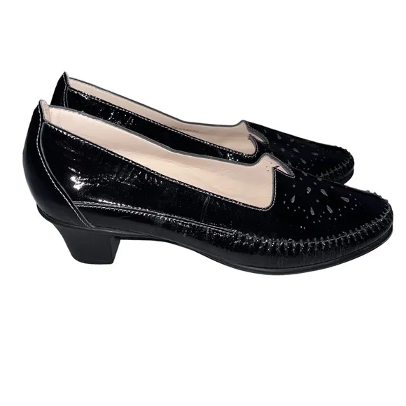 NEW SAS Black Patent Leather Sonyo Pumps Heels Shoes