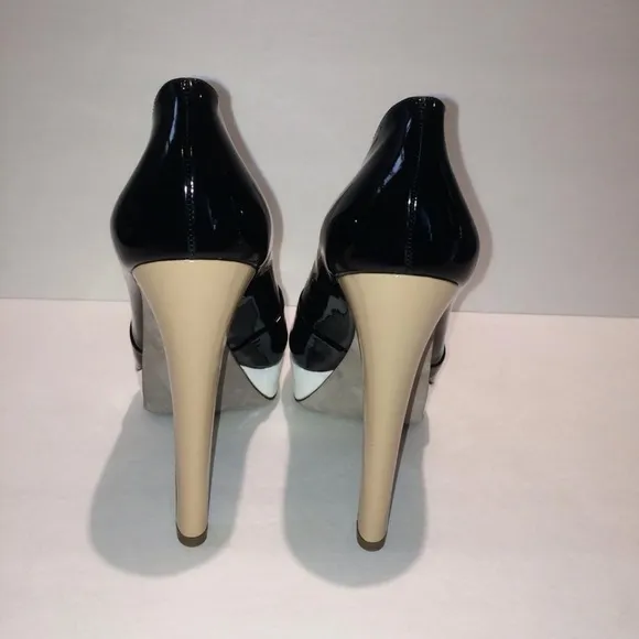 New Sergio Rossi Peep Toe Patent Leather Pumps
