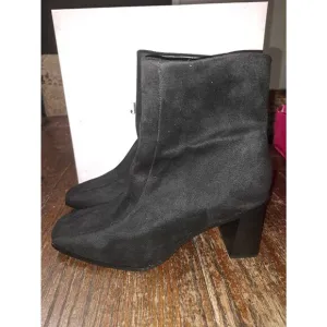 New Size 12 JustFab Black Gabrielle Bootie Ankle  Boots Chunky Heel Dress Shoes