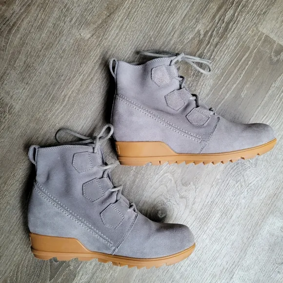 New Sorel Evie Leather Waterproof Suede Lace Up Lug Sole Wedge Heel Ankle Boots