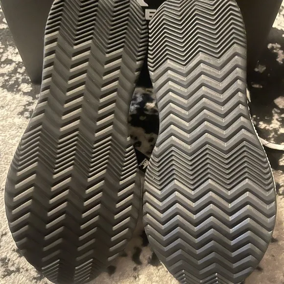 NEW Sorel waterproof boots