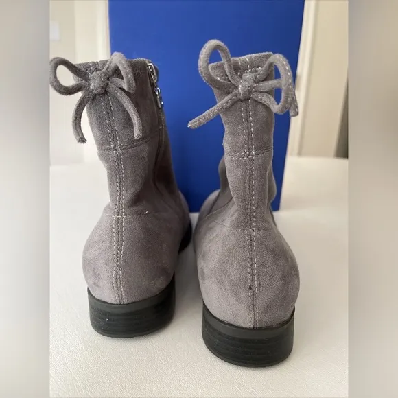 NEW Stuart Weitzman Girls’ Lowland Mid MM Boots in Gray