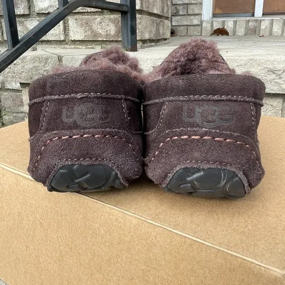 NEW UGG ASCOT SLIPPERS 8 Men's Loafer Slipper