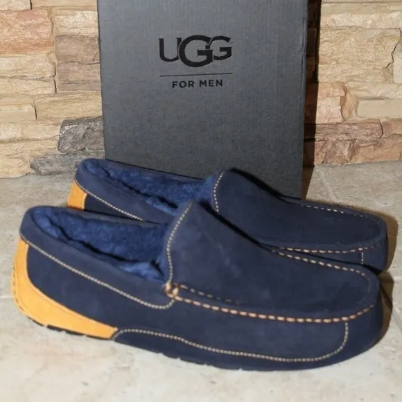 NEW UGG ASCOT Suede Shearling‎ Slippers