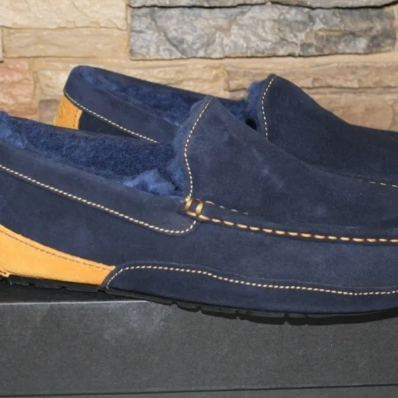 NEW UGG ASCOT Suede Shearling‎ Slippers