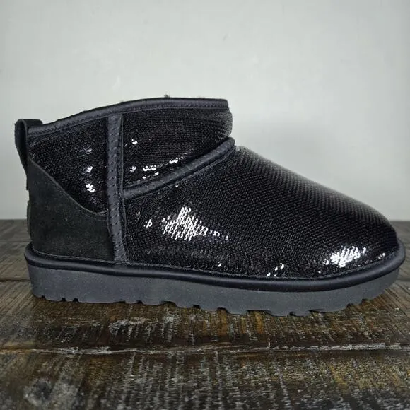 NEW UGG Classic Mini Mirror Ball Womens Size 6 Slip On Shoes Boots Black