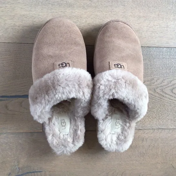 New UGG Genuine Shearling Slippers 8