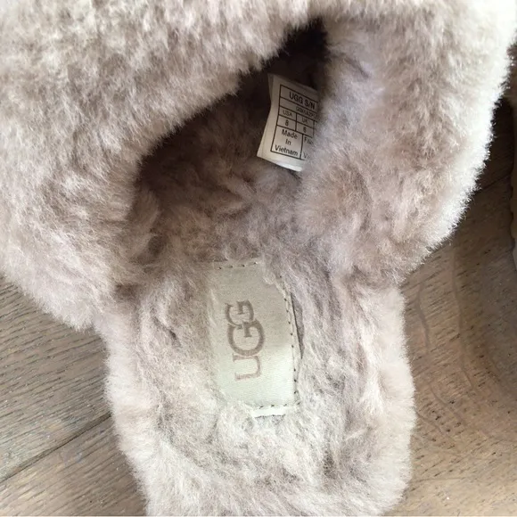 New UGG Genuine Shearling Slippers 8