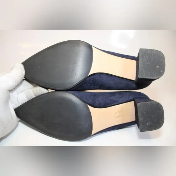 NEW VERO CUOIO Italy Suede shoes. Chunky heel 👠 pumps.