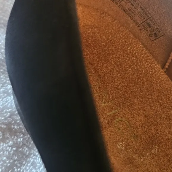 New Vionic Willa Black Suede Slip On Flat Comfort Shoe Loafer Women's Size 9.5