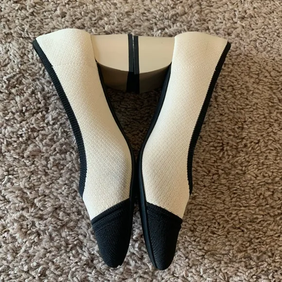 New Vivaia Almond Toe Chunky Heels Julie Pro Pumps Beige Black Size 37 Size 6.5