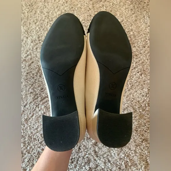 New Vivaia Almond Toe Chunky Heels Julie Pro Pumps Beige Black Size 37 Size 6.5