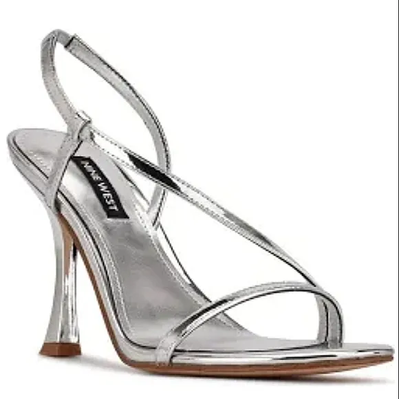 New w/Box No Lid Nine West Isaw Metallic Silver  Heeled Dress Sandals - Size 12