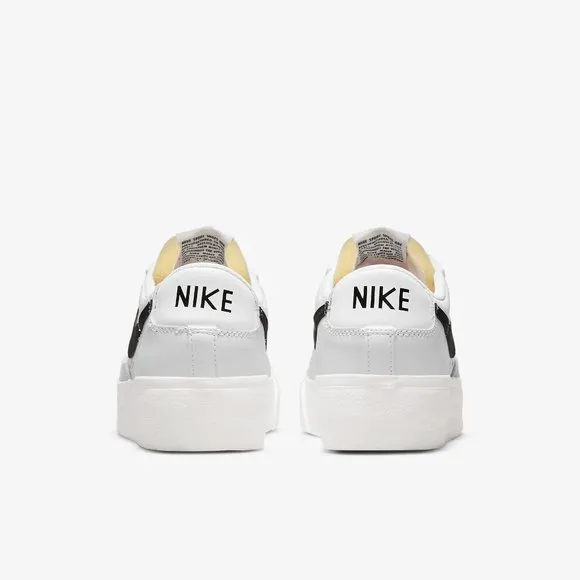 [NEW] Women's Nike Blazer Low Platform Shoes Size 9.5 DJ0292-101
