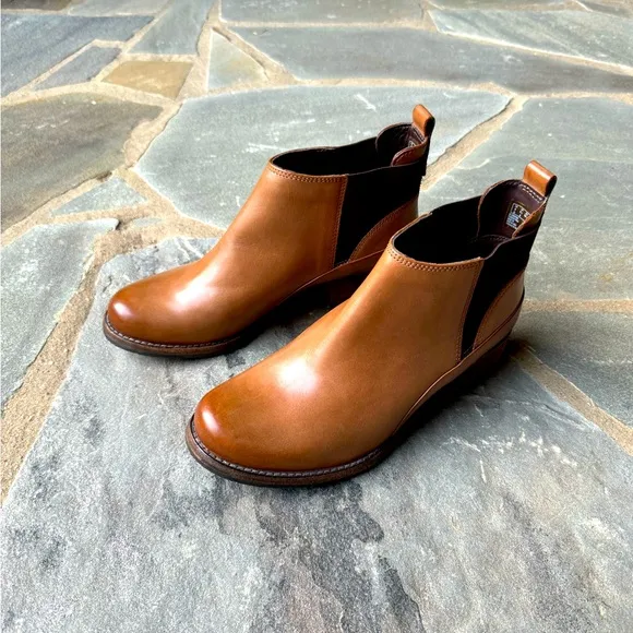 New🌟Clarks-Monica Pearl Womens Mid Heeled Chelsea Boots