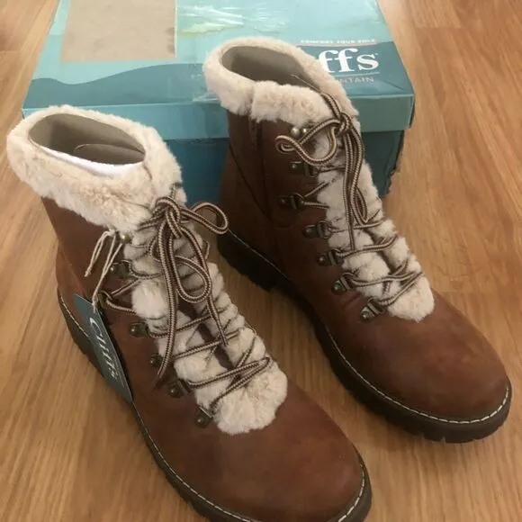 NIB CLIFFS BY WHITE MOUNTAIN Major Way C32893-303 Tobacco/Fabric