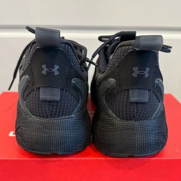 NIB Men’s UA HOVR MVMNT Running Shoes