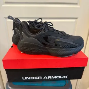 NIB Men’s UA HOVR MVMNT Running Shoes
