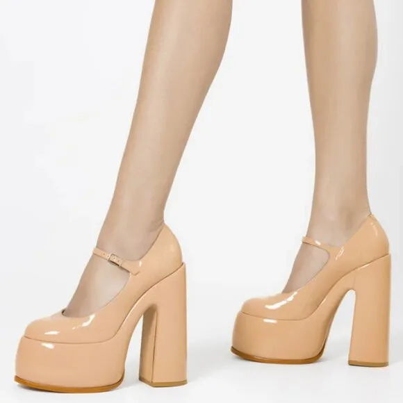 NIB SCHUTZ Zayne Patent Pumps in Nude Size 7.5