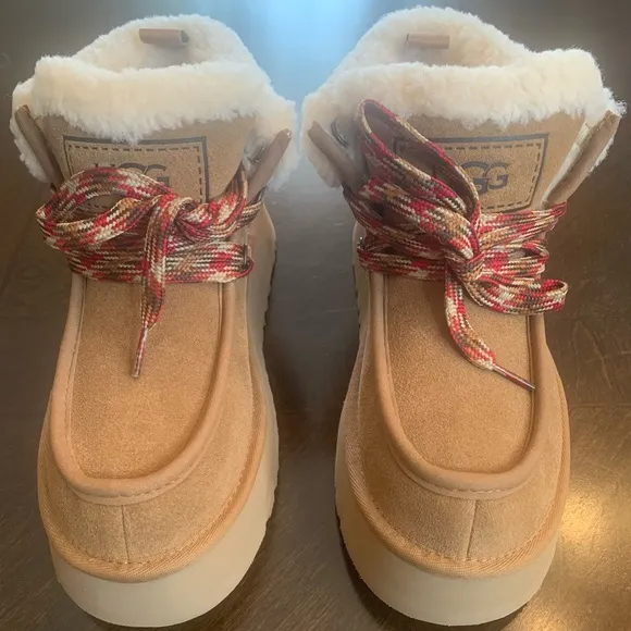 NIB UGG Funkarra Cabin Cuff Slipper in Chestnut, Size 8