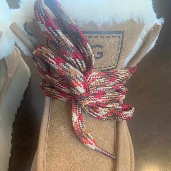 NIB UGG Funkarra Cabin Cuff Slipper in Chestnut, Size 8